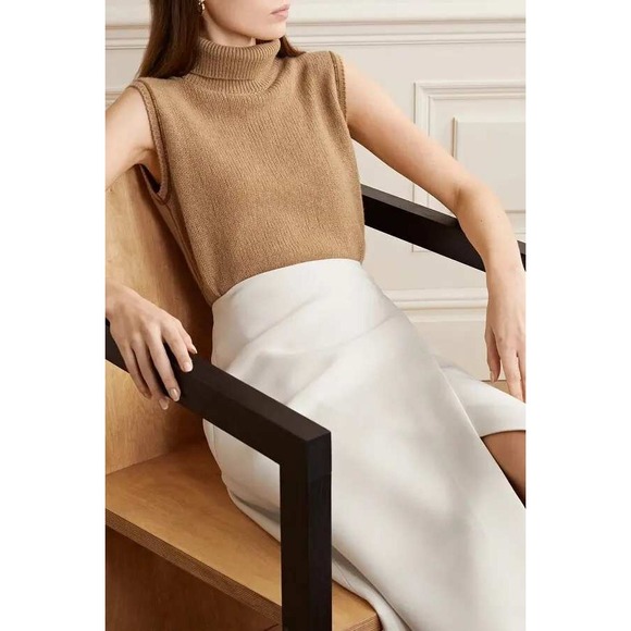 The Row Sweaters - THE ROW Giselle Cashmere Turleneck Sweater Womens Medium Camel Brown Sleeveless